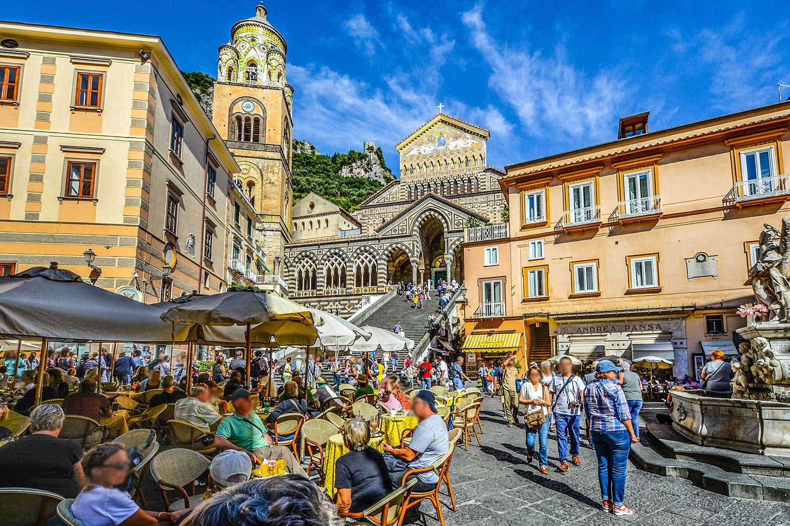 Piazza dei Mulini