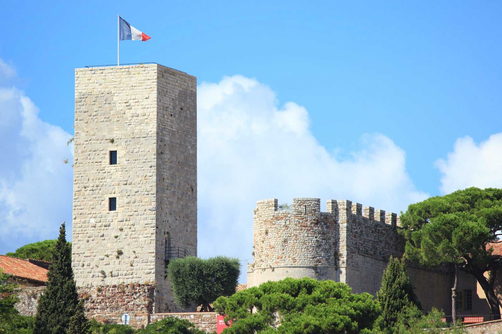 Castre Museum (Musée de la Castre)