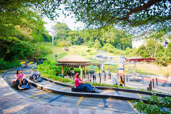 10 Things to Do with Your Family in Singapore
