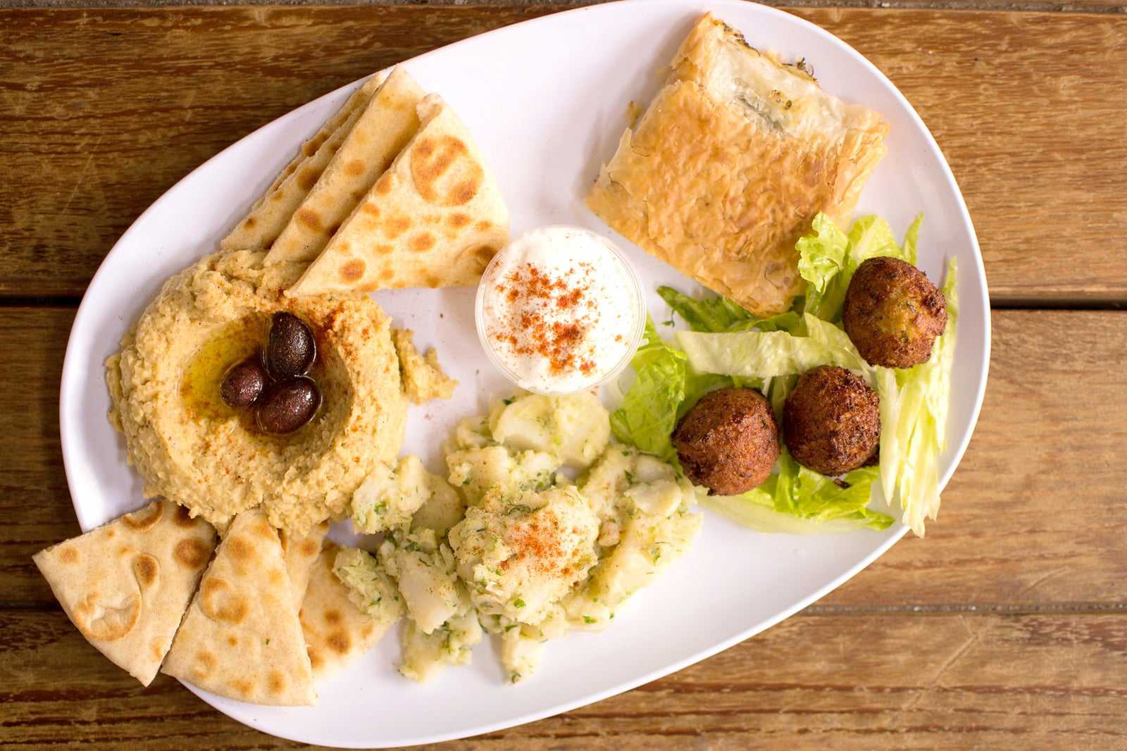 10 Best Israeli Foods to Eat in Tel Aviv