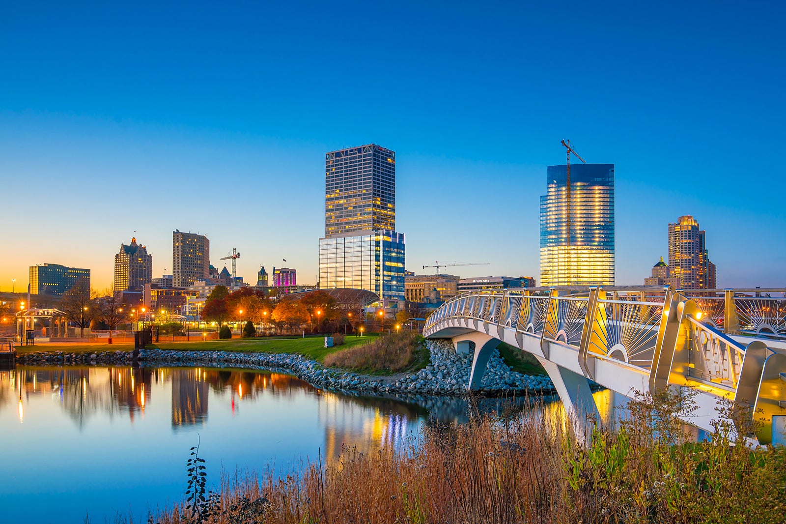 Milwaukee - Go Guides