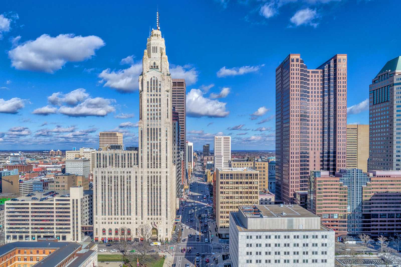 Book a hotel in Downtown Columbus