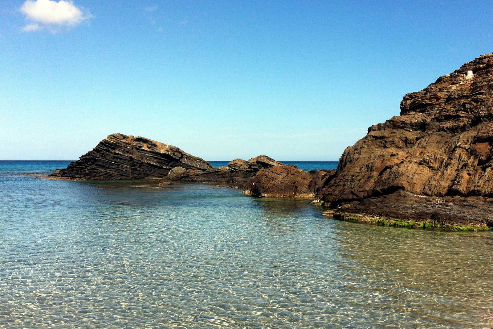 The Pool of Batterie Beach