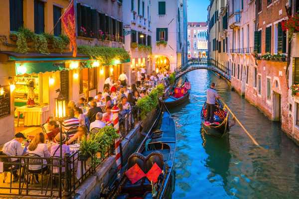 10 Best Things to Do After Dinner in Venice