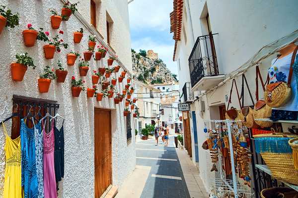 10 Best Places to Go Shopping in Alicante