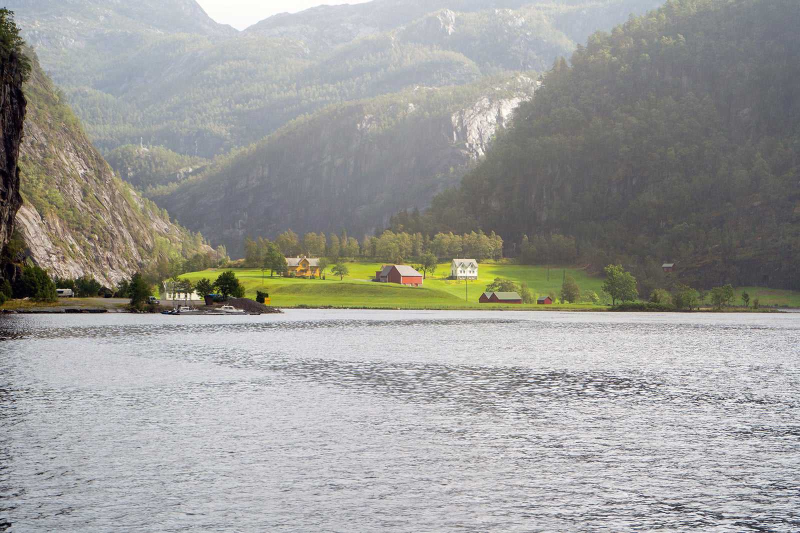 Sightseeing in the Fjords