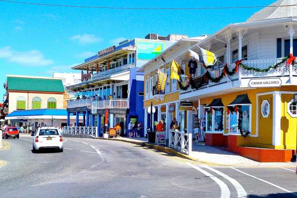 10 Best Places to Go Shopping in the Cayman Islands