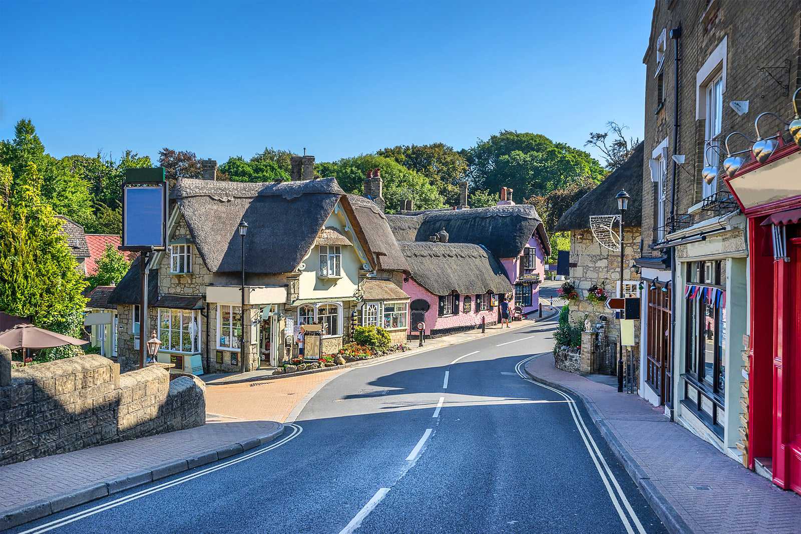 10 Best Places to Go Shopping on the Isle of Wight