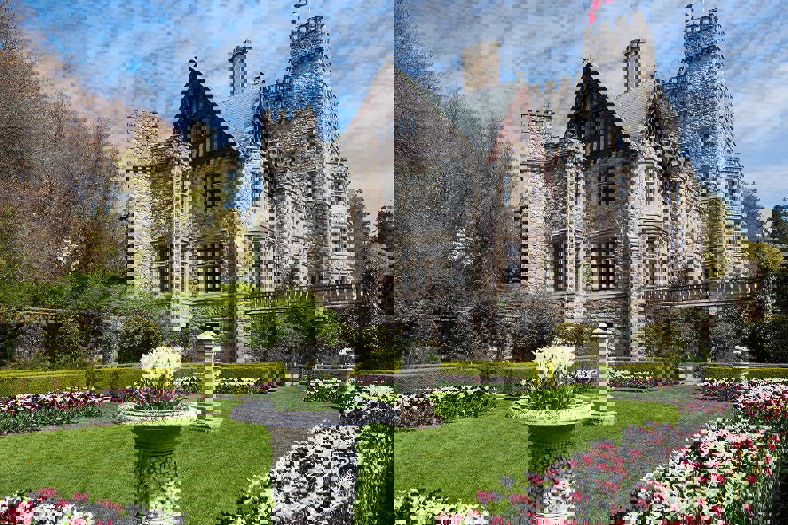 Explore Hatley Park and Castle