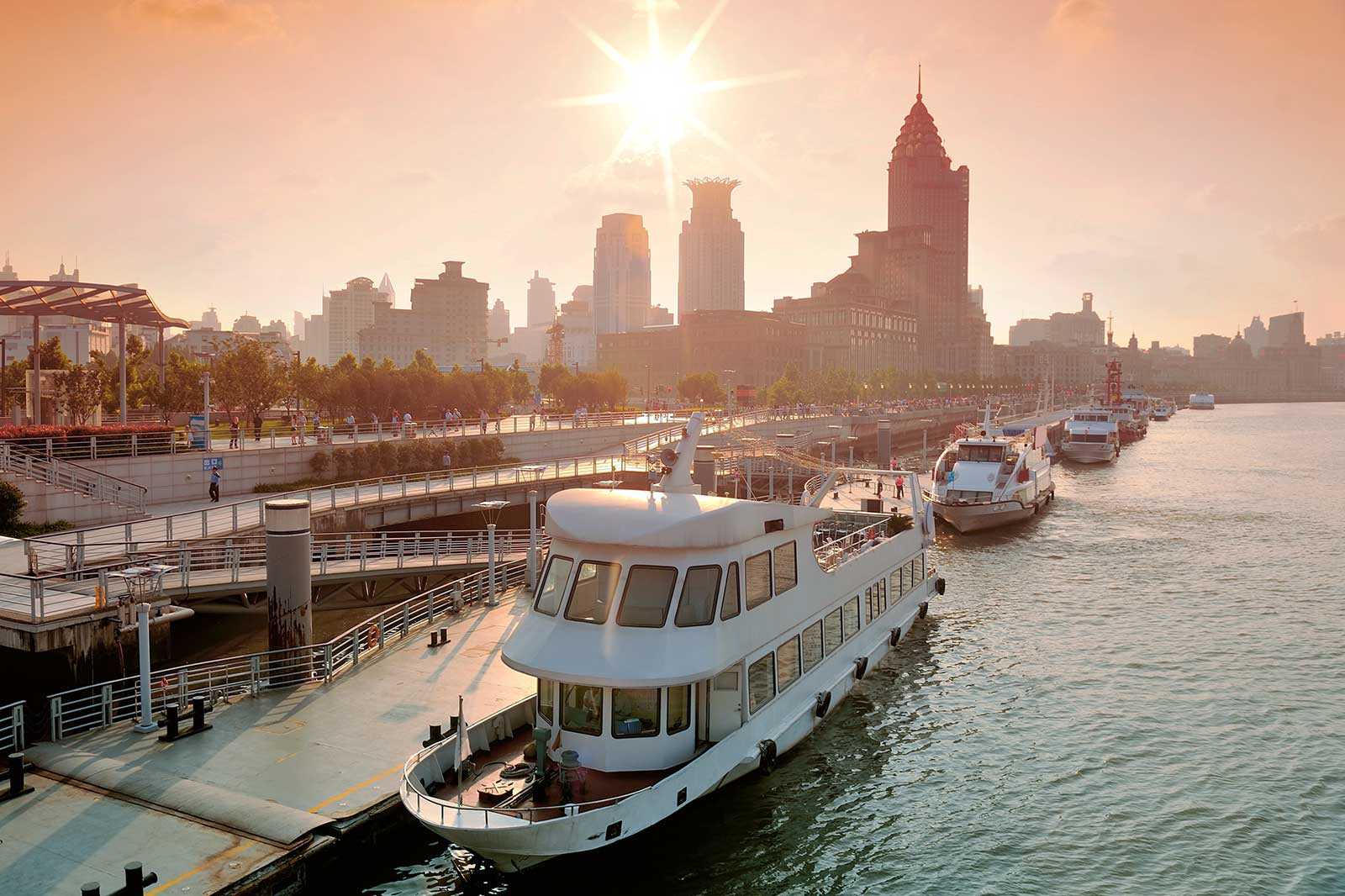 Huangpu River Cruise