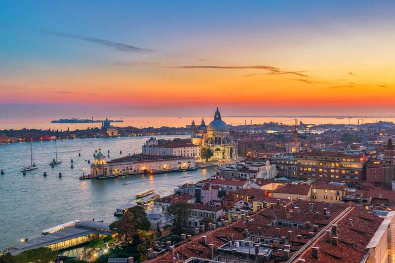 10 Best Rooftop Bars in Venice