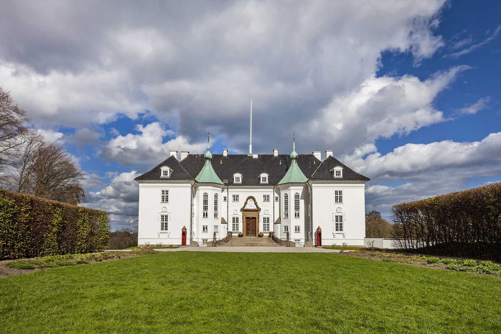 Marselisborg Castle (Marselisborg Slot)