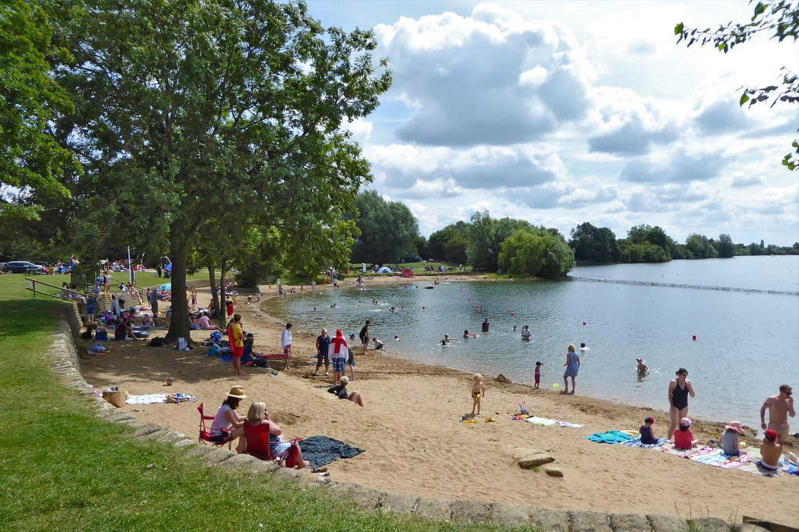 Cotswold Country Park and Beach
