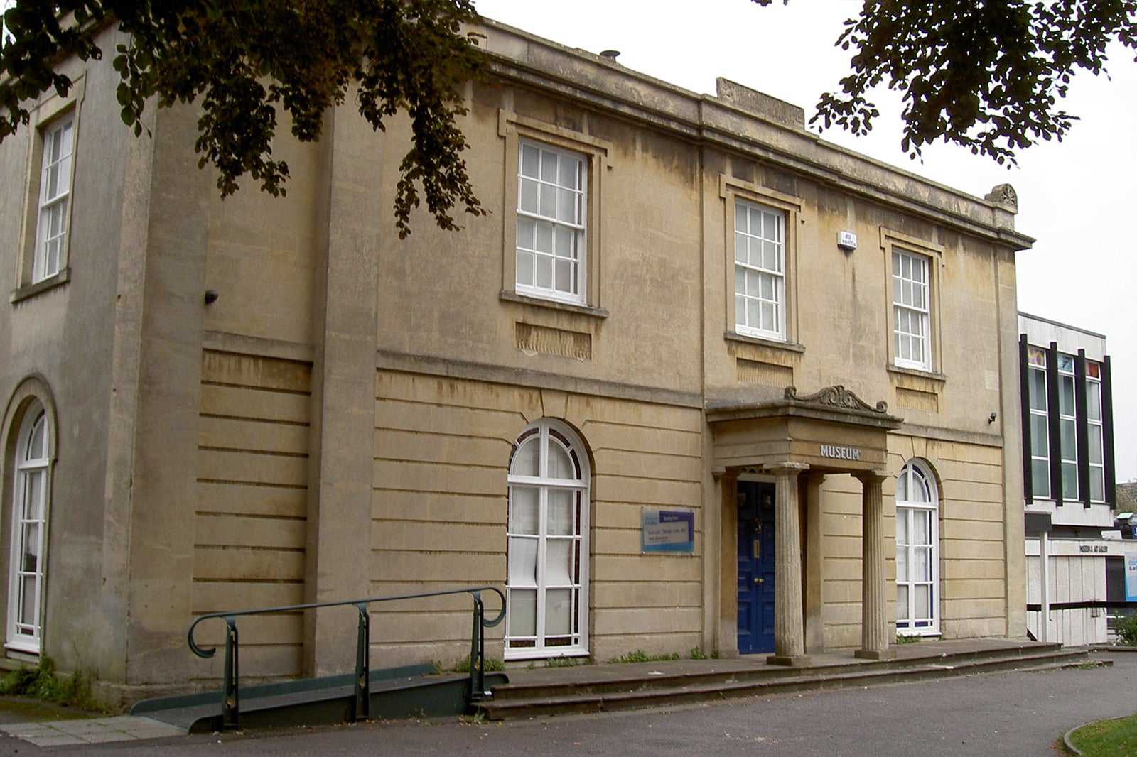 Swindon Museum & Art Gallery