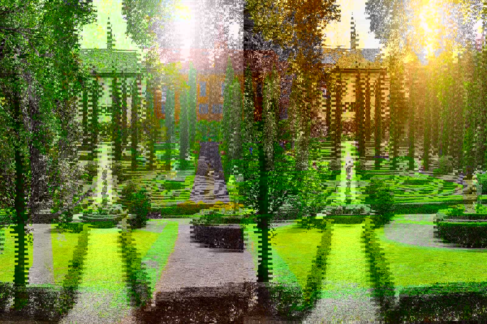 Try the maze at Giardino Giusti