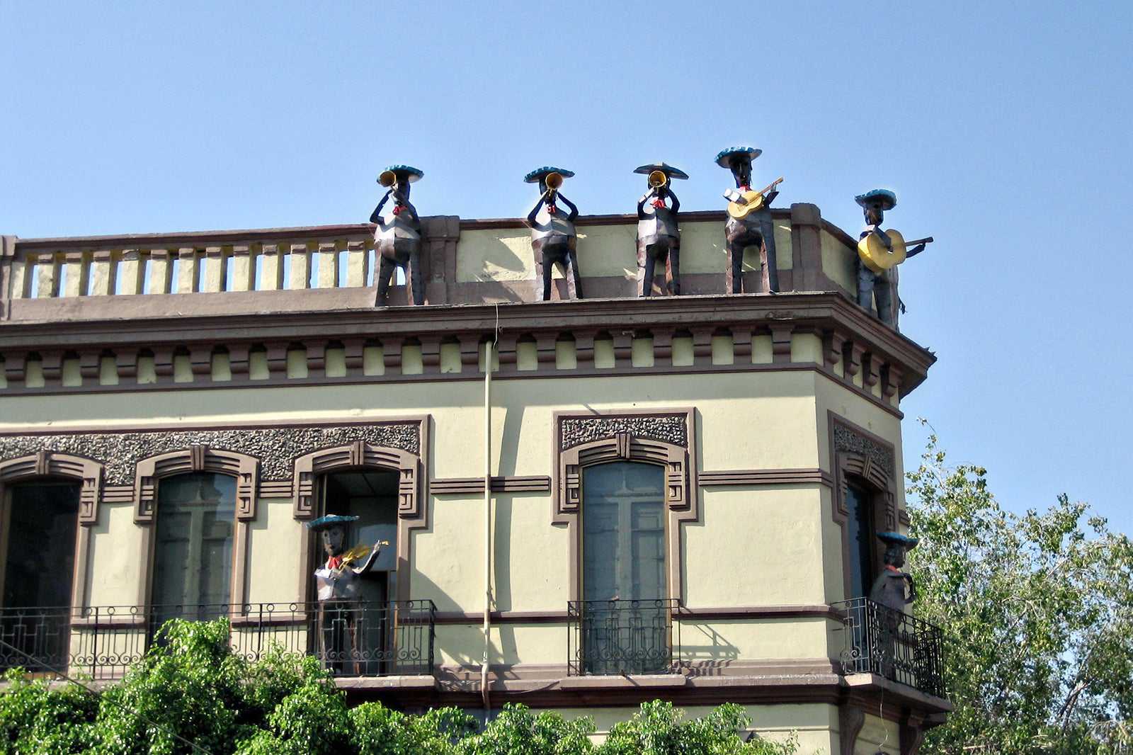 Plaza De Los Mariachis
