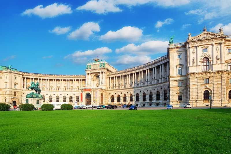 10 Iconic Buildings and Places in Vienna