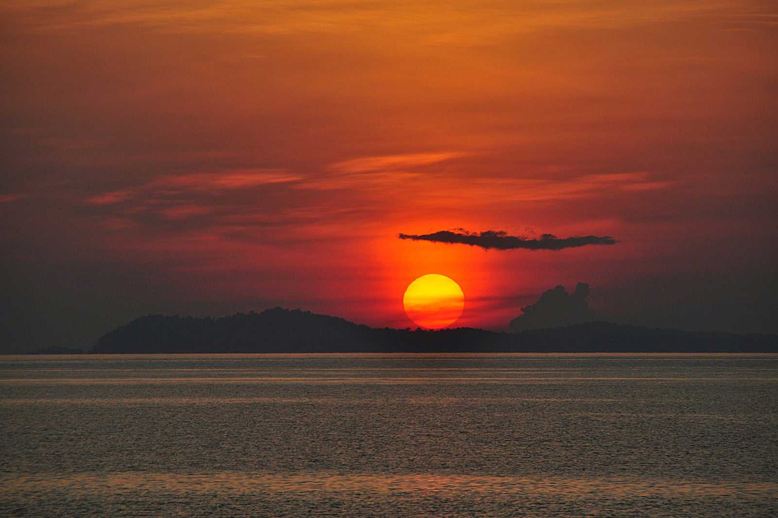 Enjoy a sunset dinner and cocktails in Bintan