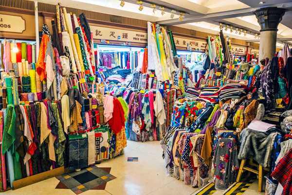 4 Best Places to Go Shopping on Hong Kong Island
