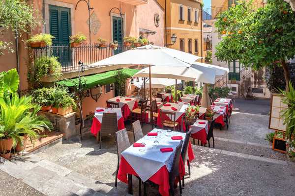 5 Best Restaurants in Taormina