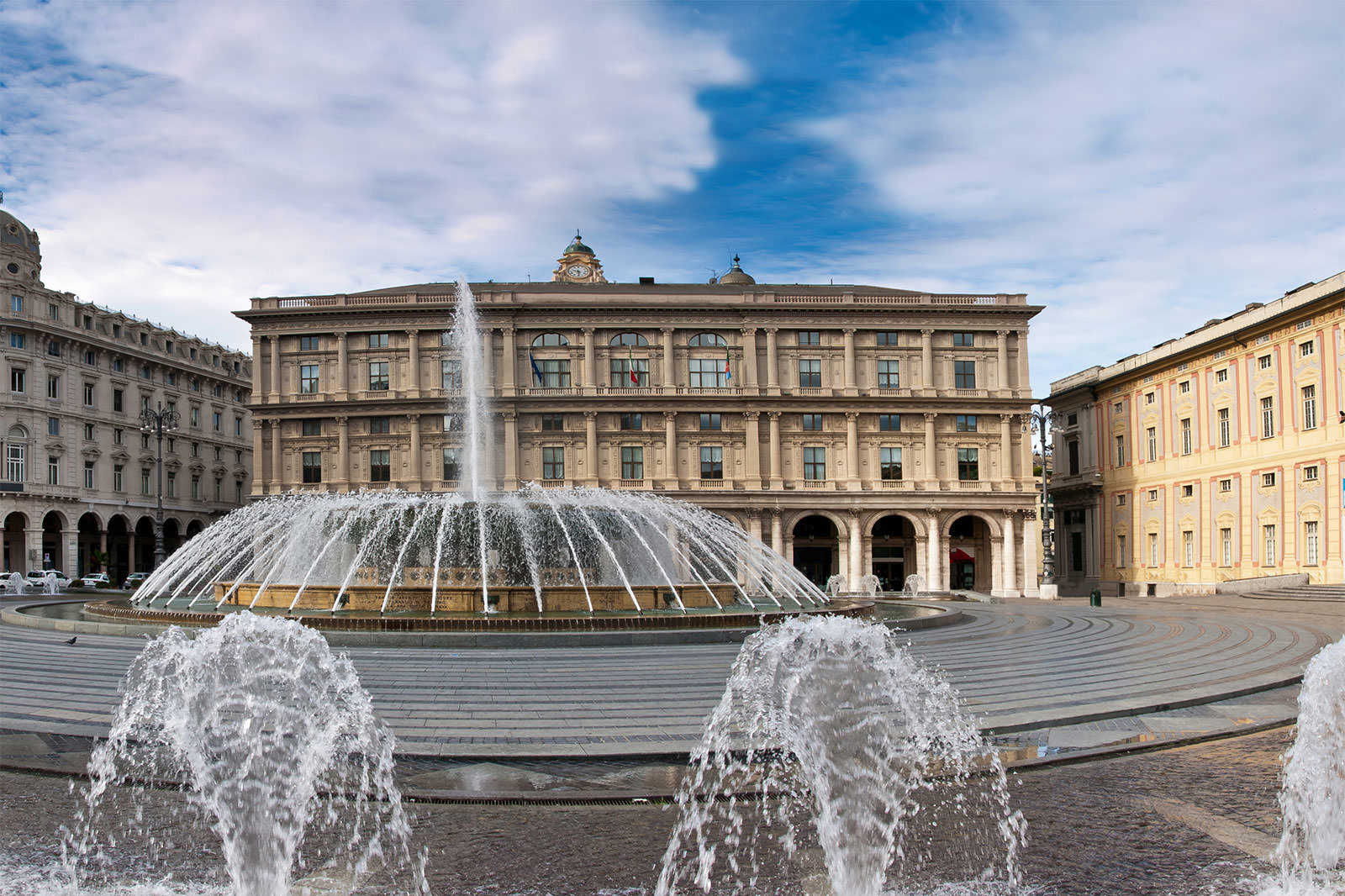 Piazza De Ferrari