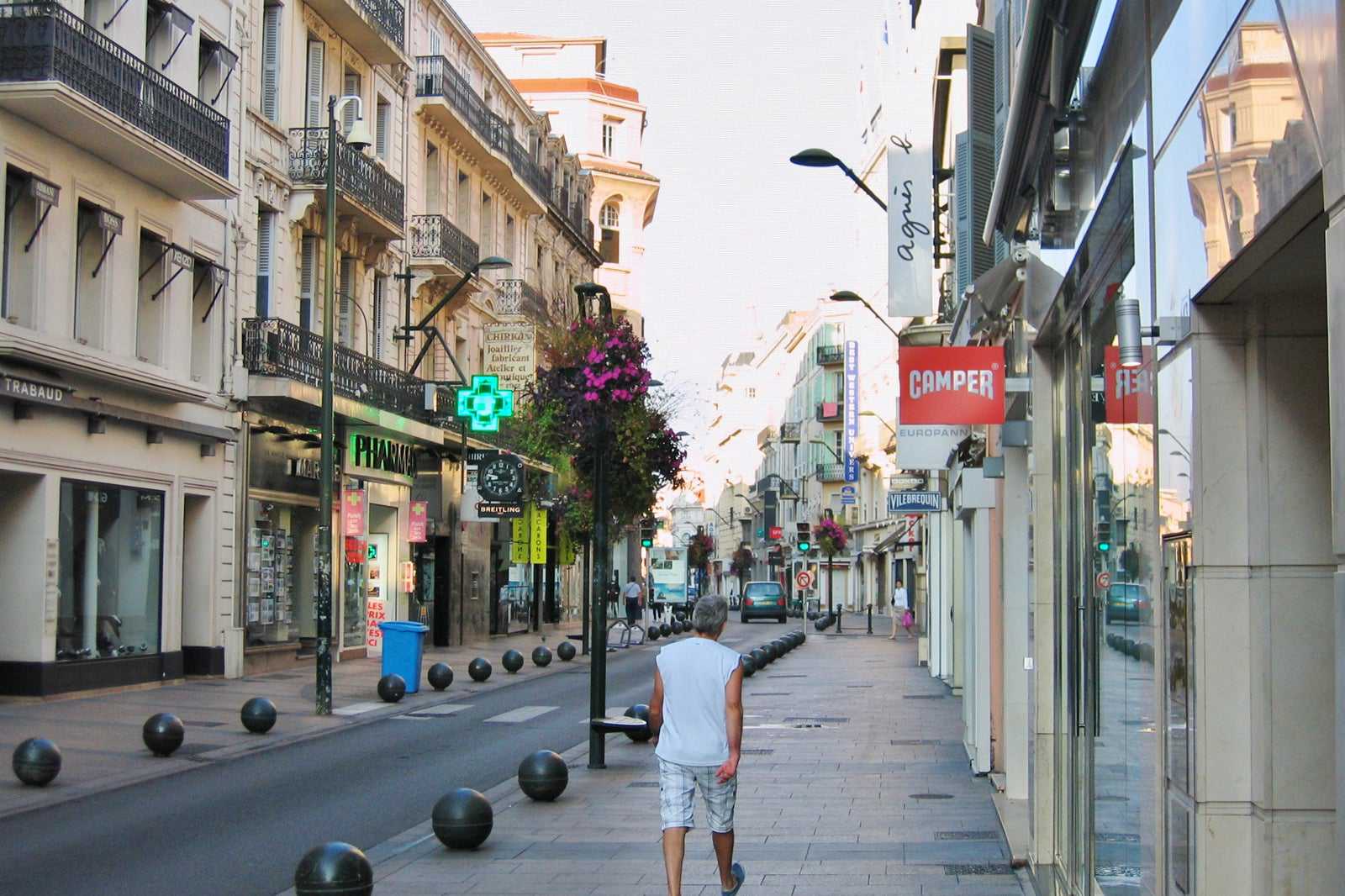 Rue d'Antibes