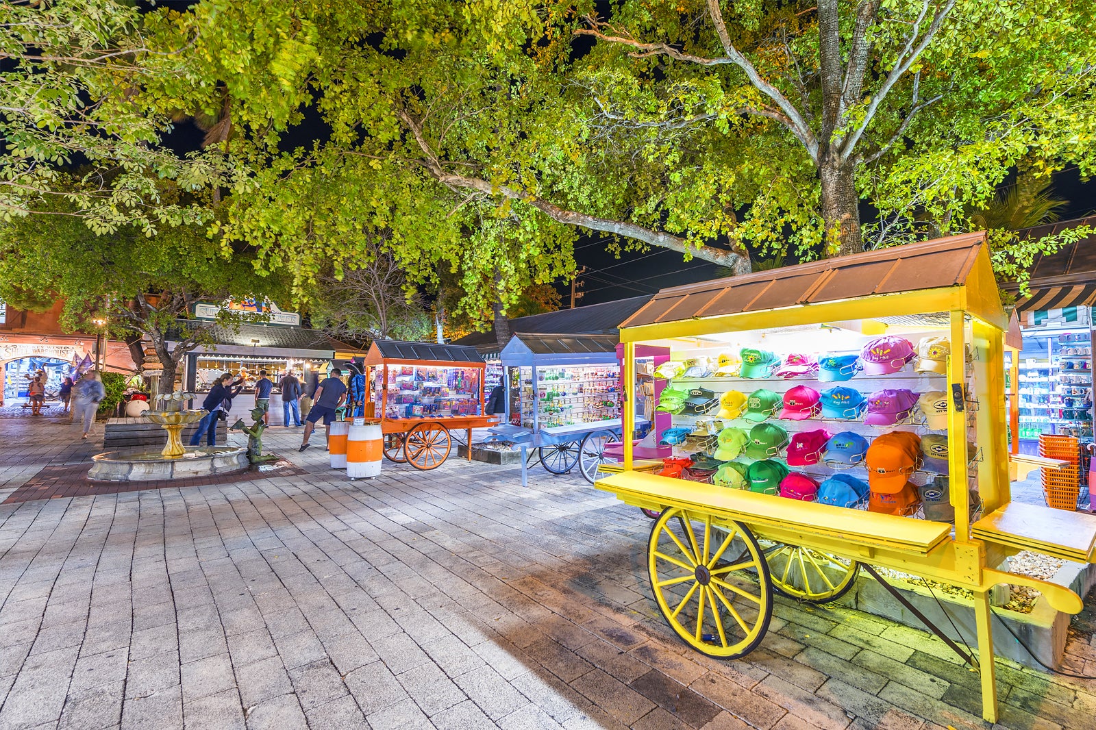Luxury Shopping In Key West Downtown