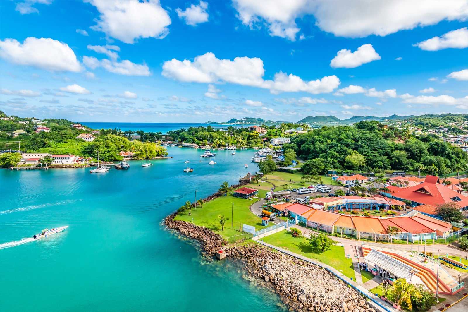 9 Best Towns and Resorts in St Lucia