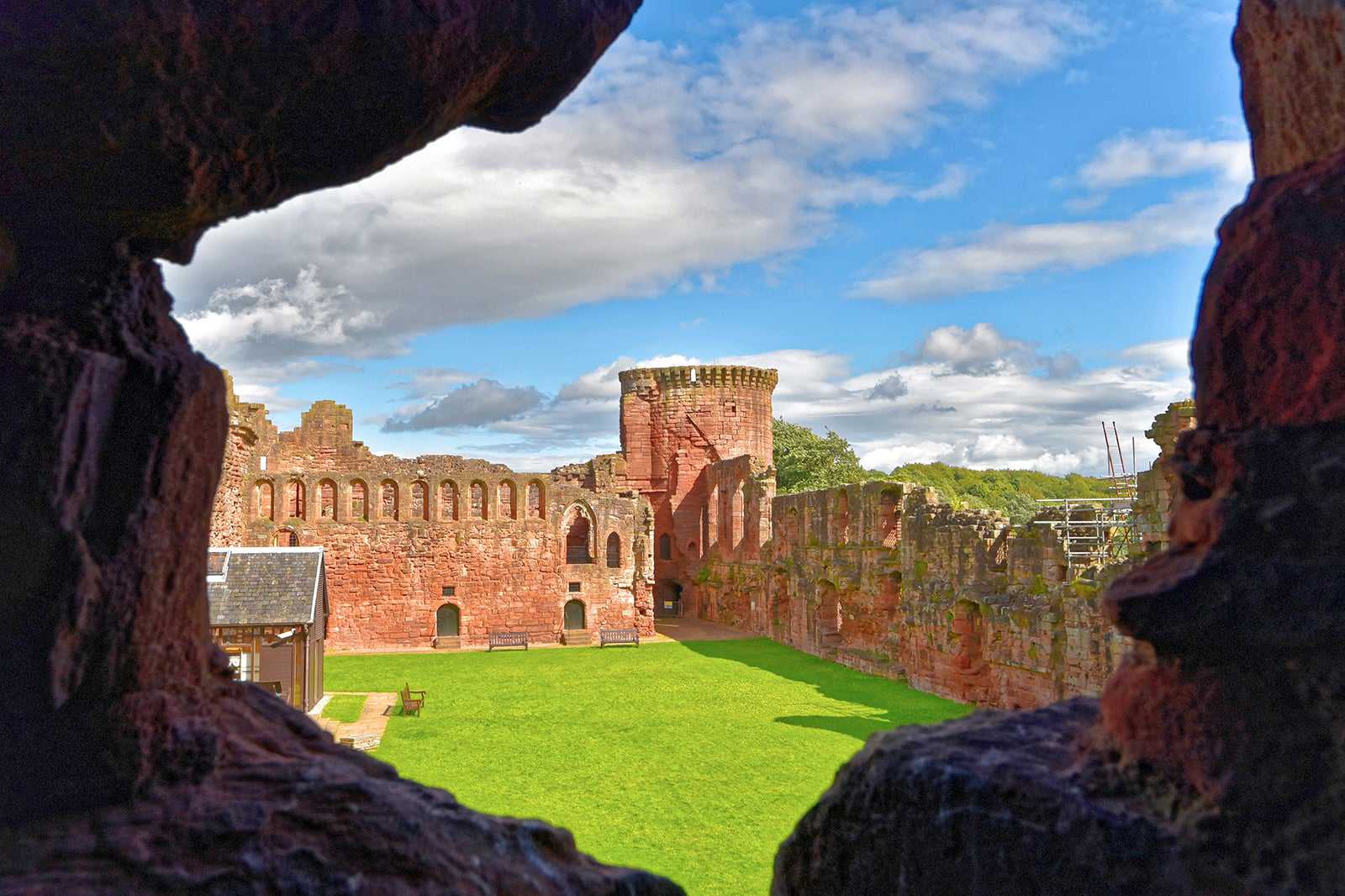 Bothwell Castle