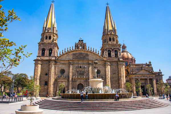 10 Iconic Buildings and Places in Guadalajara