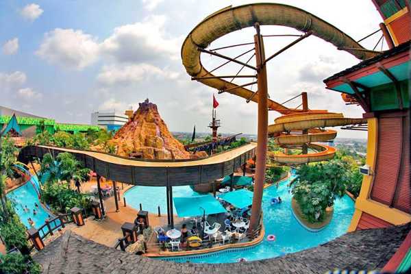 Fantasia Lagoon Waterpark in Bangkok
