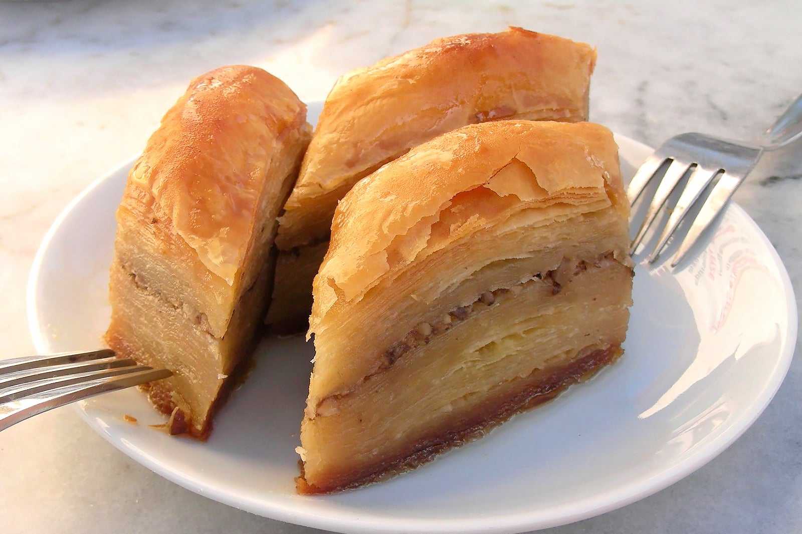 10 Best Turkish Foods & Dishes