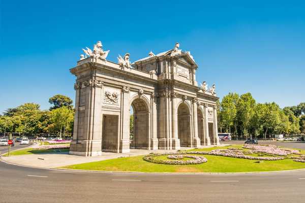 Puerta de Alcalá in Madrid