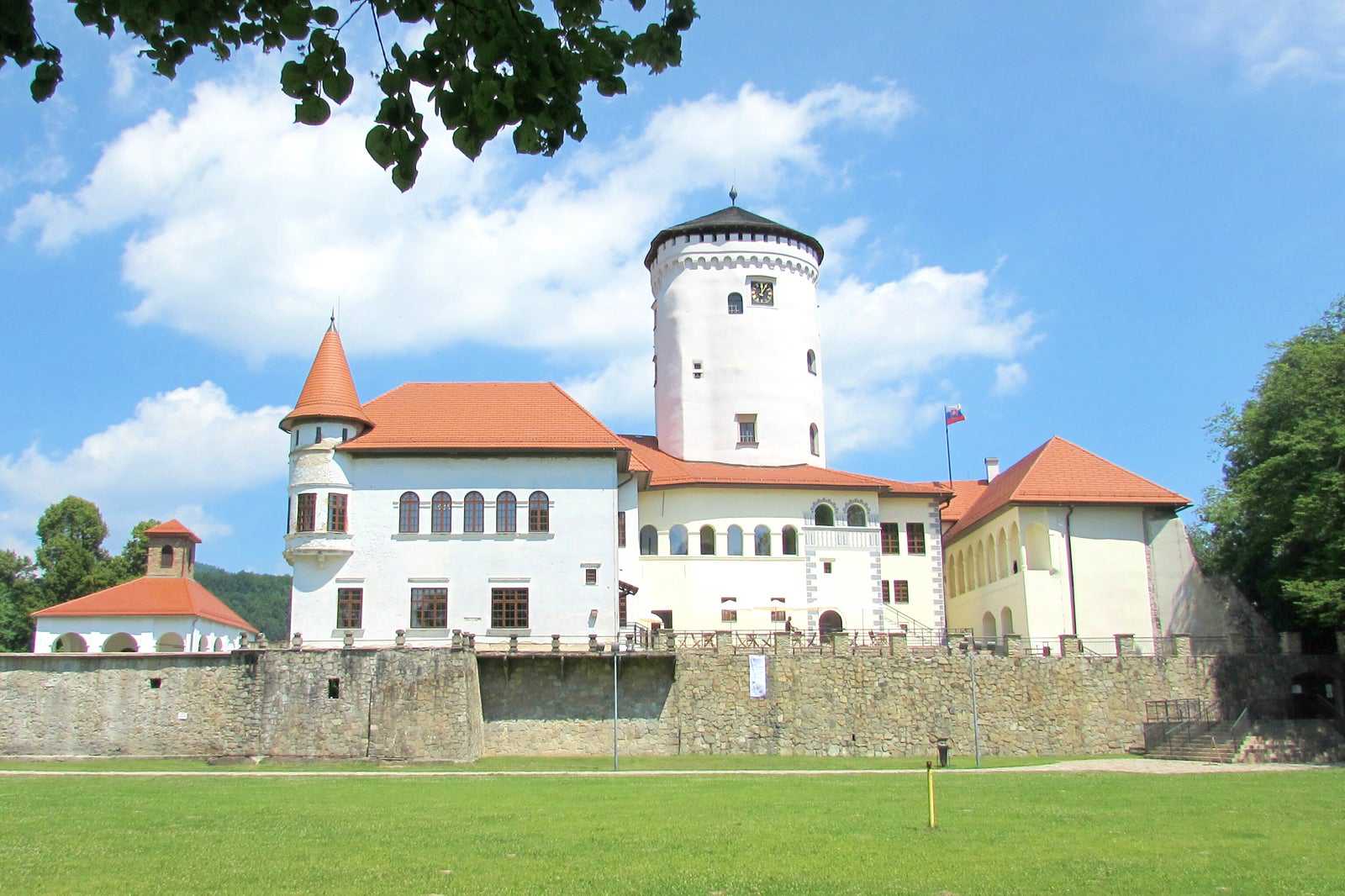 Budatin Castle