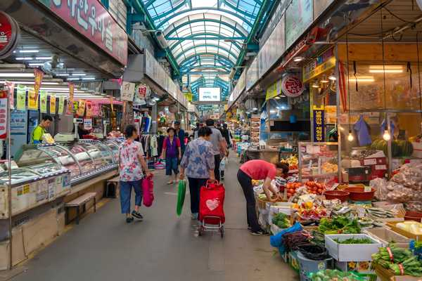 8 Best Street Markets in Seoul