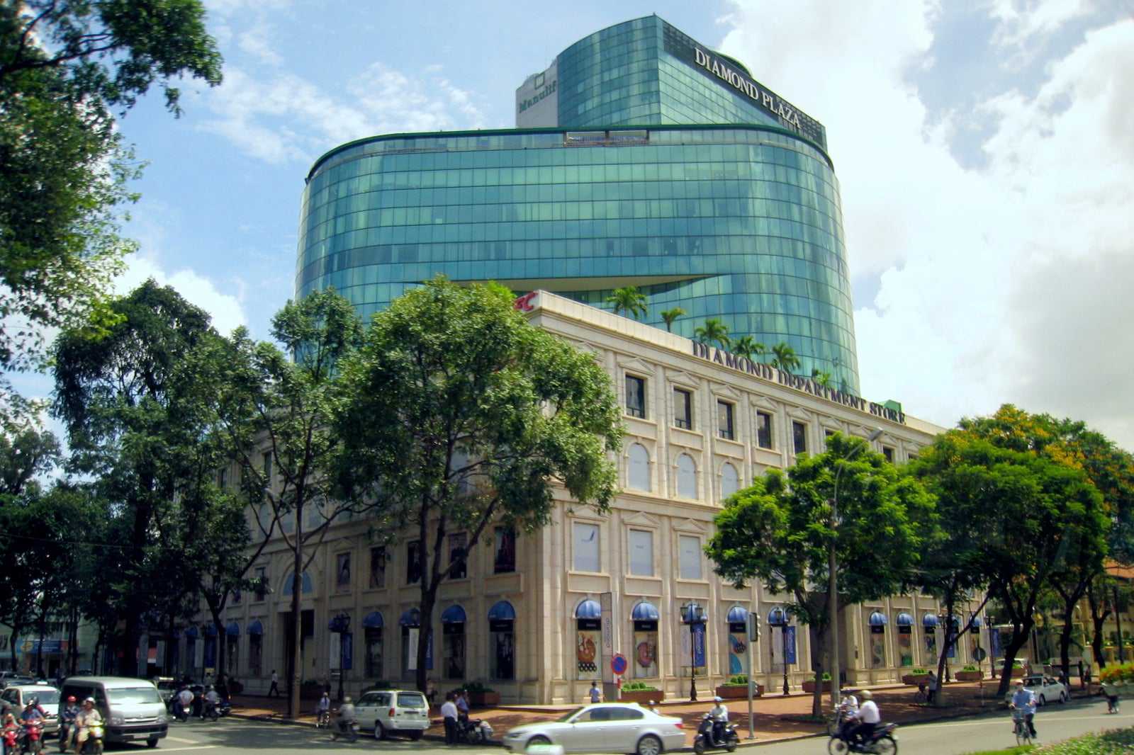 Diamond Plaza