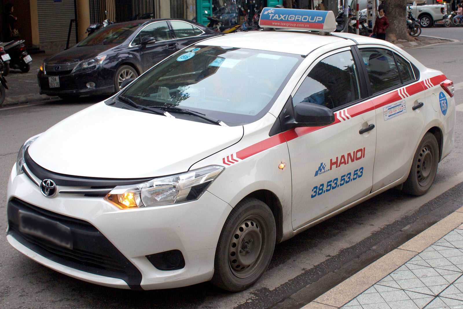 Taxi